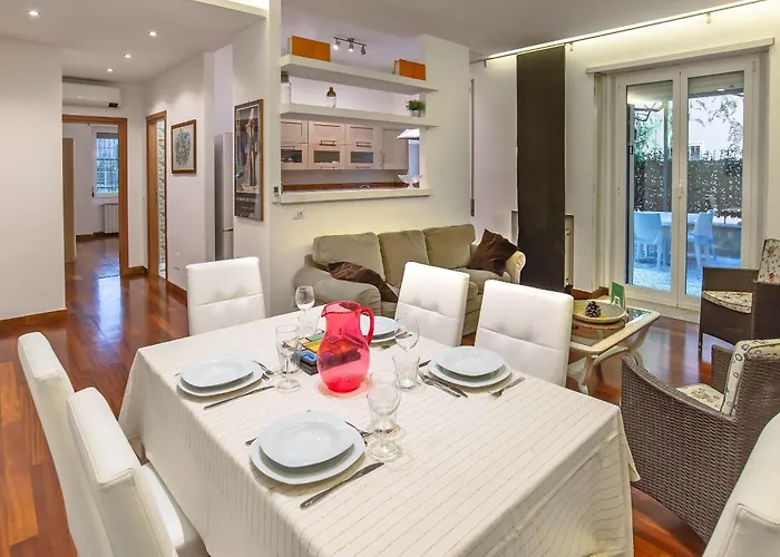 Viale Tirreno - Appartamento Con Patio